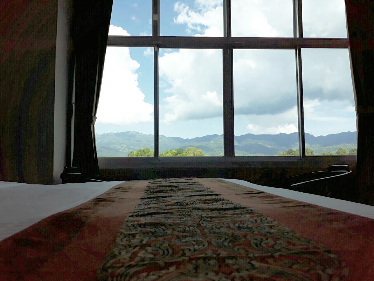 Immana Grand Inle Hotel Nyaung Shwe Esterno foto