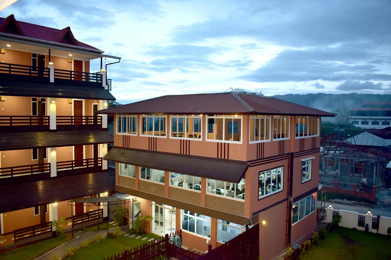 Immana Grand Inle Hotel Nyaung Shwe Esterno foto