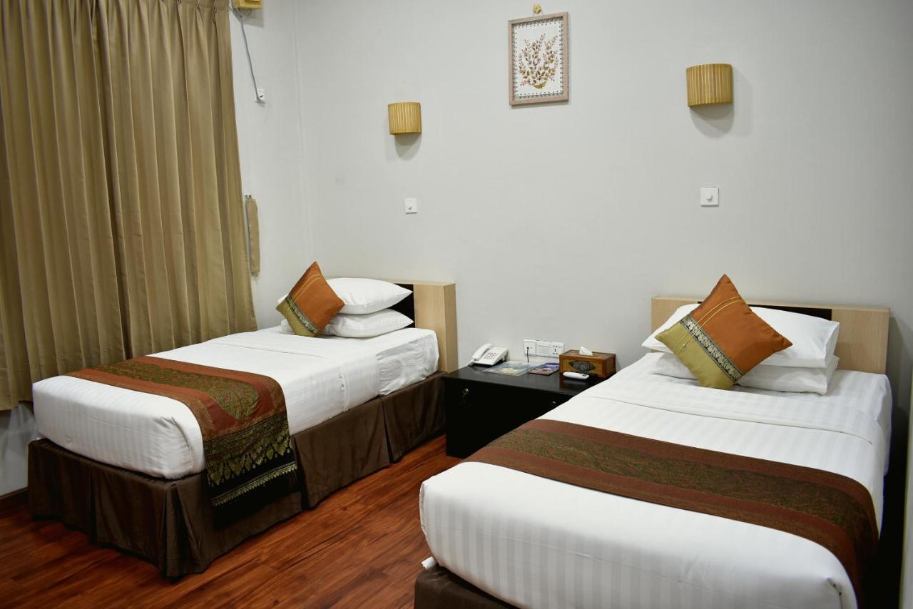 Immana Grand Inle Hotel Nyaung Shwe Esterno foto